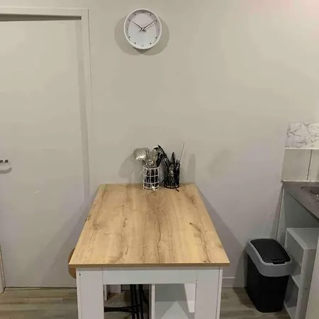 Chez Maryline-joli T2 Spacieux Apartment Villeurbanne